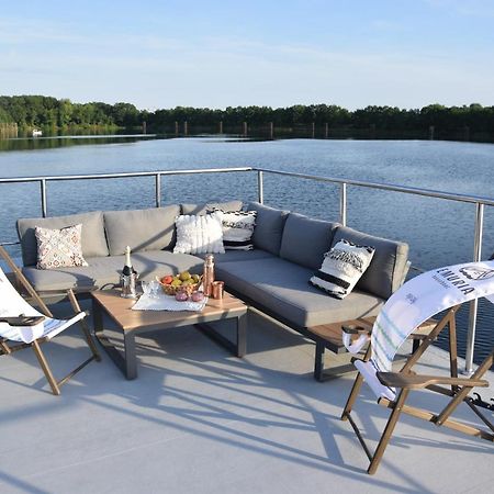 Lemuria Houseboat - Plywajacy Domek Na Wodzie Wroclaw Luaran gambar