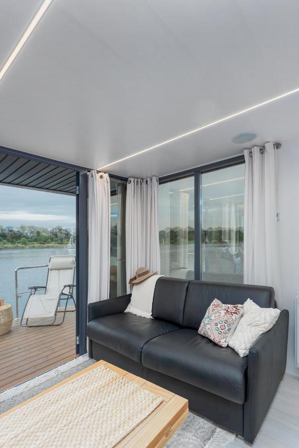 Lemuria Houseboat - Plywajacy Domek Na Wodzie Wroclaw Luaran gambar